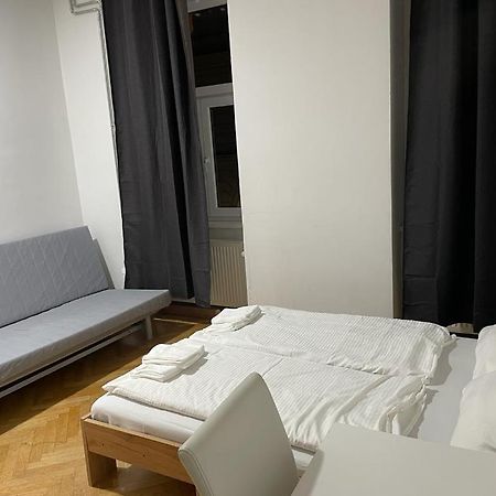Отель Easybook-In Вена Экстерьер фото