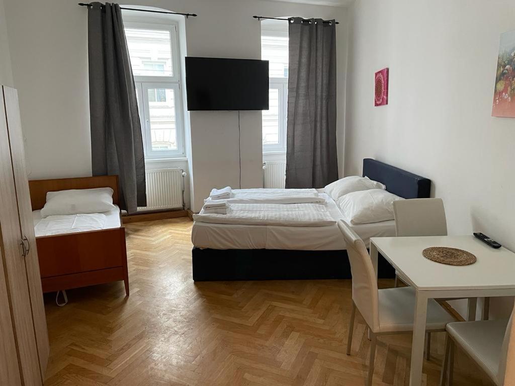 Отель Easybook-In Вена Экстерьер фото