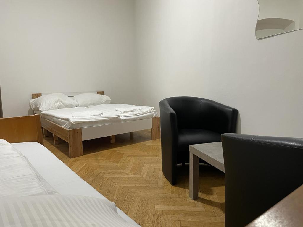 Отель Easybook-In Вена Экстерьер фото